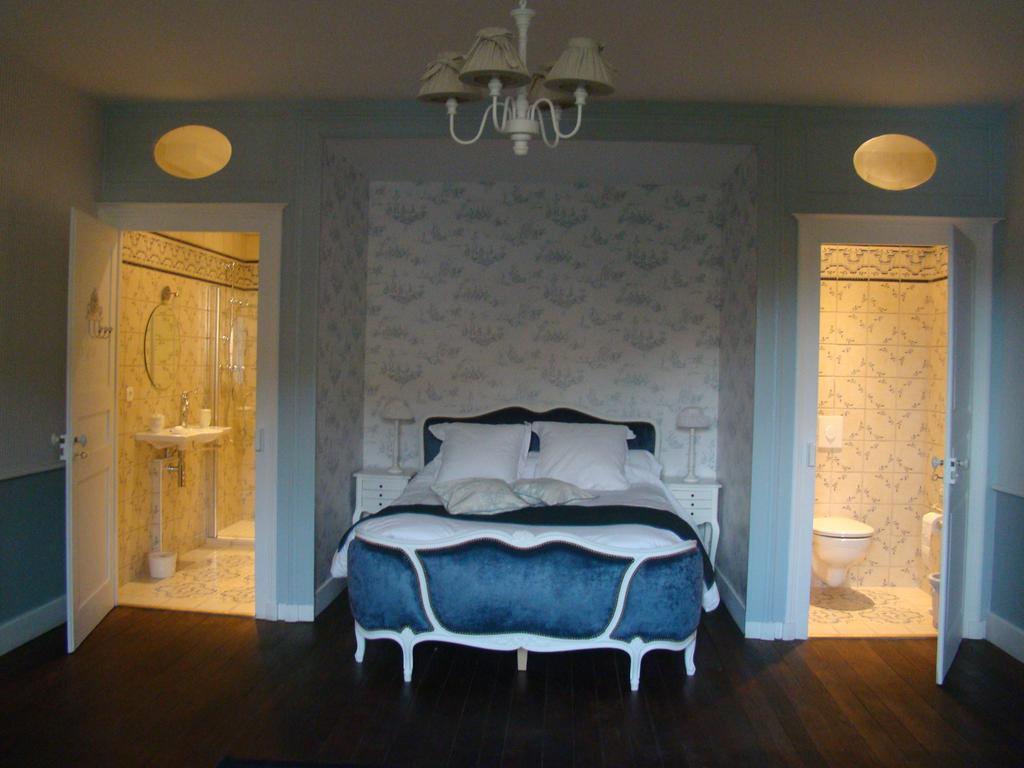 Ecot-la Combe Gentilhommiere Eaux Bleues B&B 객실 사진